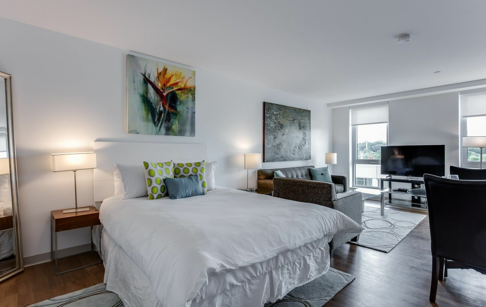 Global Luxury Suites Longwood Medical Brookline Bagian luar foto