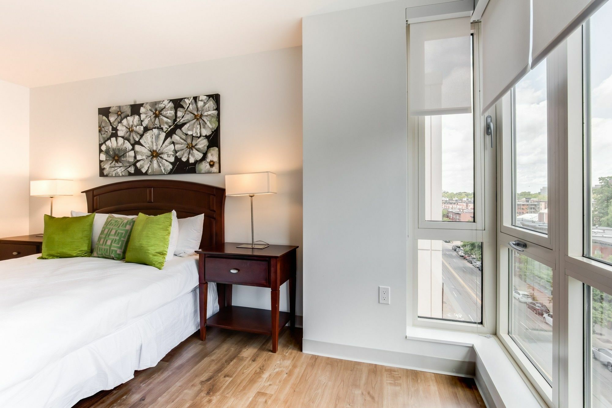 Global Luxury Suites Longwood Medical Brookline Bagian luar foto