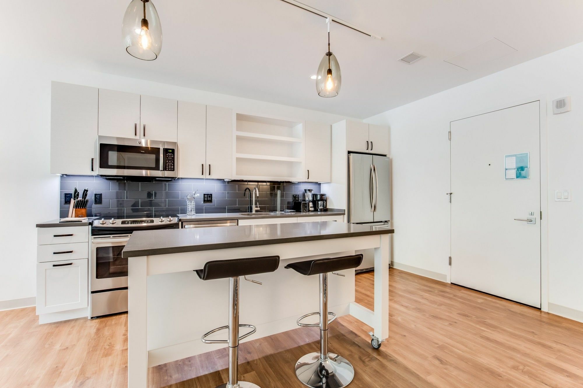 Global Luxury Suites Longwood Medical Brookline Bagian luar foto